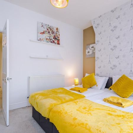 Finchley House Lovely House In Anfield, 2 Minutes Walk From The Stadium, Parking And Wifi Villa Liverpool Eksteriør bilde