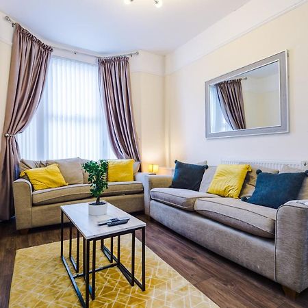 Finchley House Lovely House In Anfield, 2 Minutes Walk From The Stadium, Parking And Wifi Villa Liverpool Eksteriør bilde