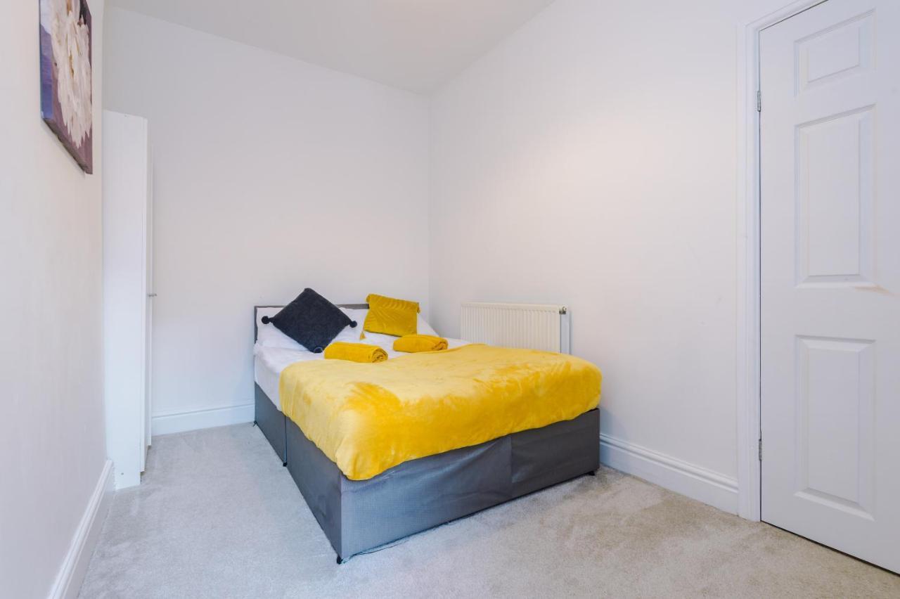 Finchley House Lovely House In Anfield, 2 Minutes Walk From The Stadium, Parking And Wifi Villa Liverpool Eksteriør bilde